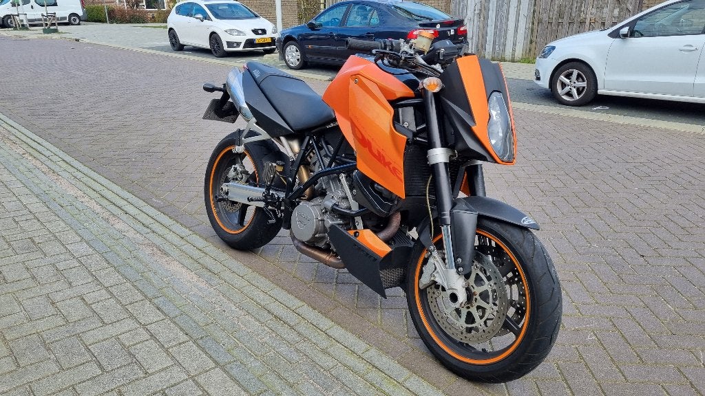 KTM 990 Super Duke 1000cc - Naked Bike (lage km)