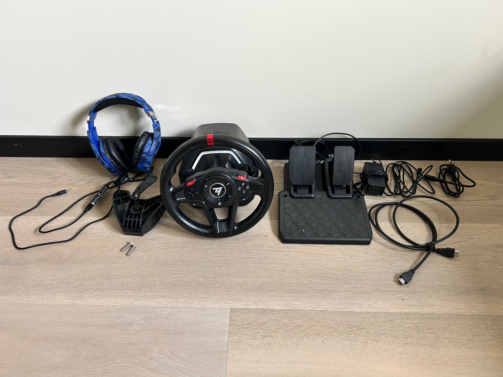 Thrustmaster stuur, pedalen & PlayStation headset, Ophalen, Zo goed als nieuw, PlayStation 1