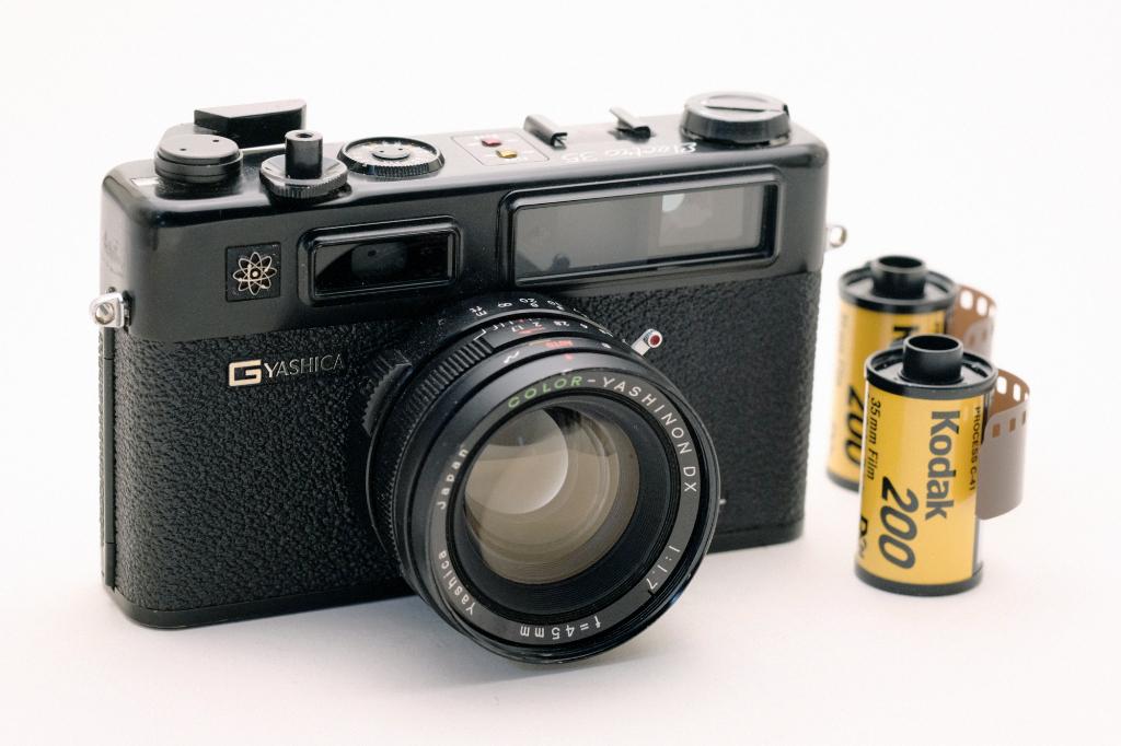 Yashica Electro 35 GT, meetzoeker met f1.7 lens, Ophalen of Verzenden, Gebruikt, Compact, Overige Merken