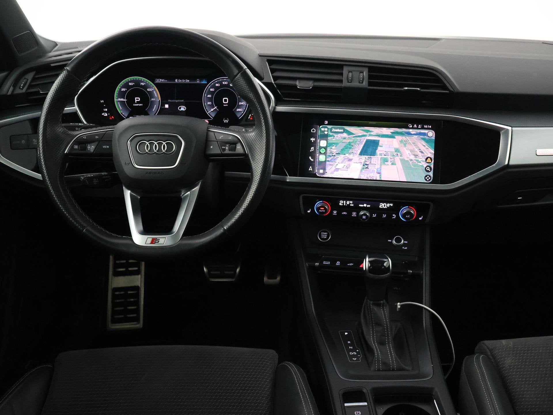 Audi Q3 45 TFSIe 245 PK S-LINE + SONOS AUDIO | PANORAMA | AD, Gebruikt, Wit, Hybride Elektrisch/Benzine, 13 kWh
