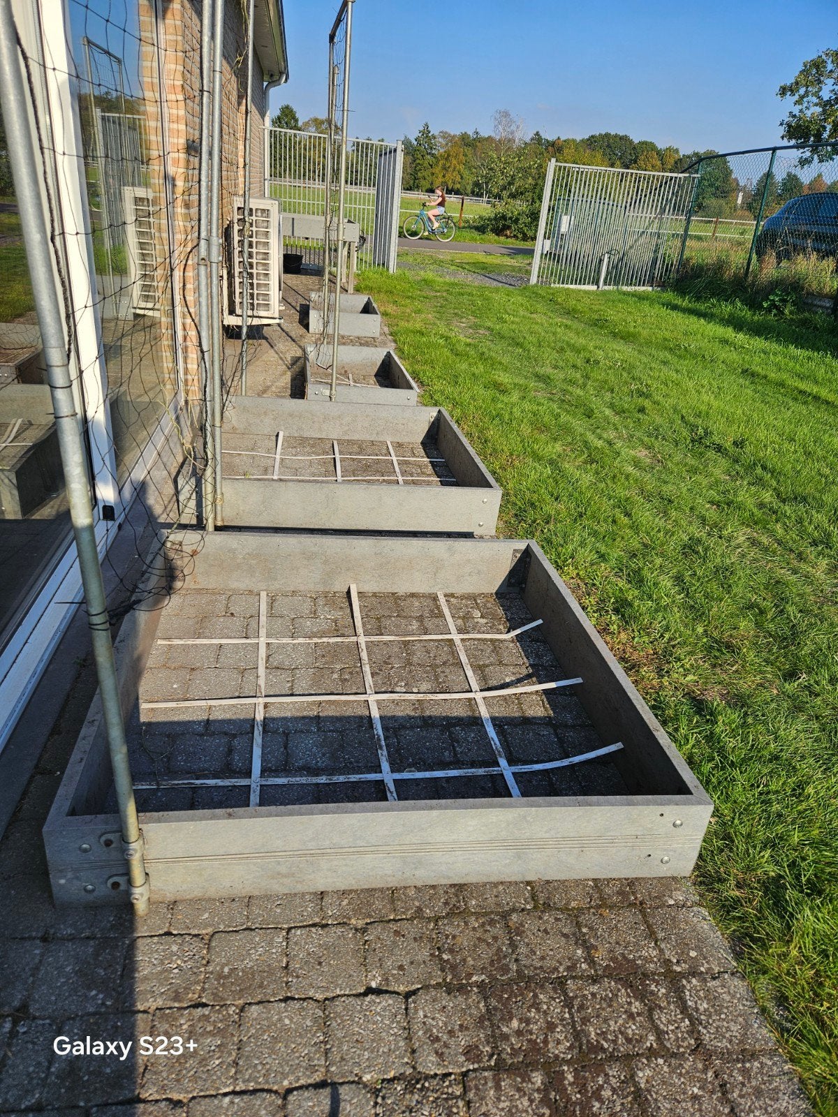 Complete Makkelijke Moestuin set: bakken, tafel, rekken en s, Ophalen, Zo goed als nieuw, Kweekbak