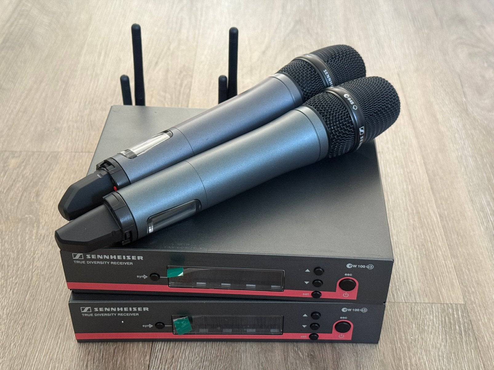 (8x) Sennheiser EW 100-845 G3 handheld (Band C, 734-776MHz), Muziek en Instrumenten, Microfoons, Ophalen of Verzenden, Zo goed als nieuw