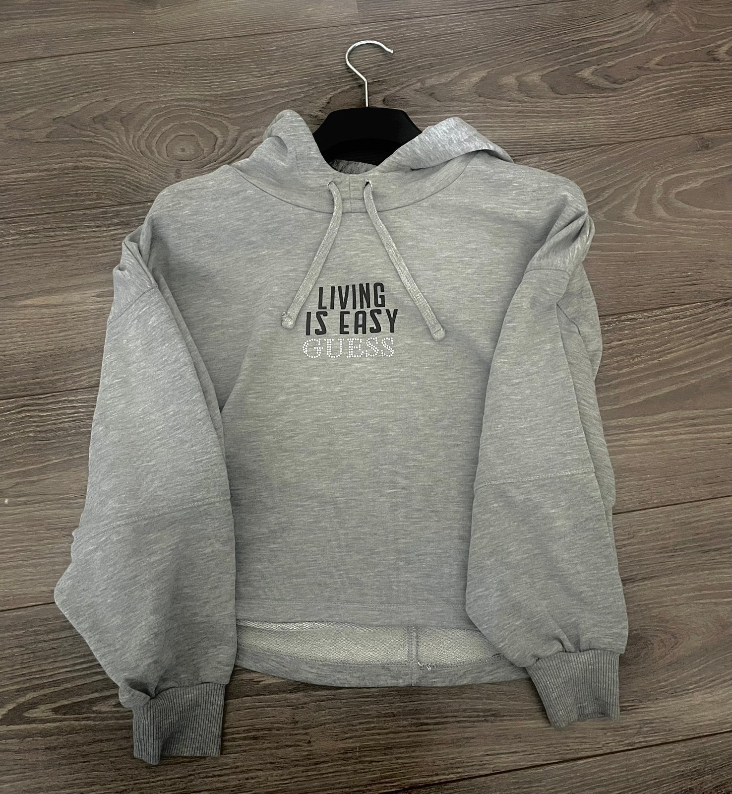 GUESS grijze hoodie “living is easy” met glitter | XS, Kleding | Dames, Truien en Vesten, Ophalen of Verzenden, Zo goed als nieuw