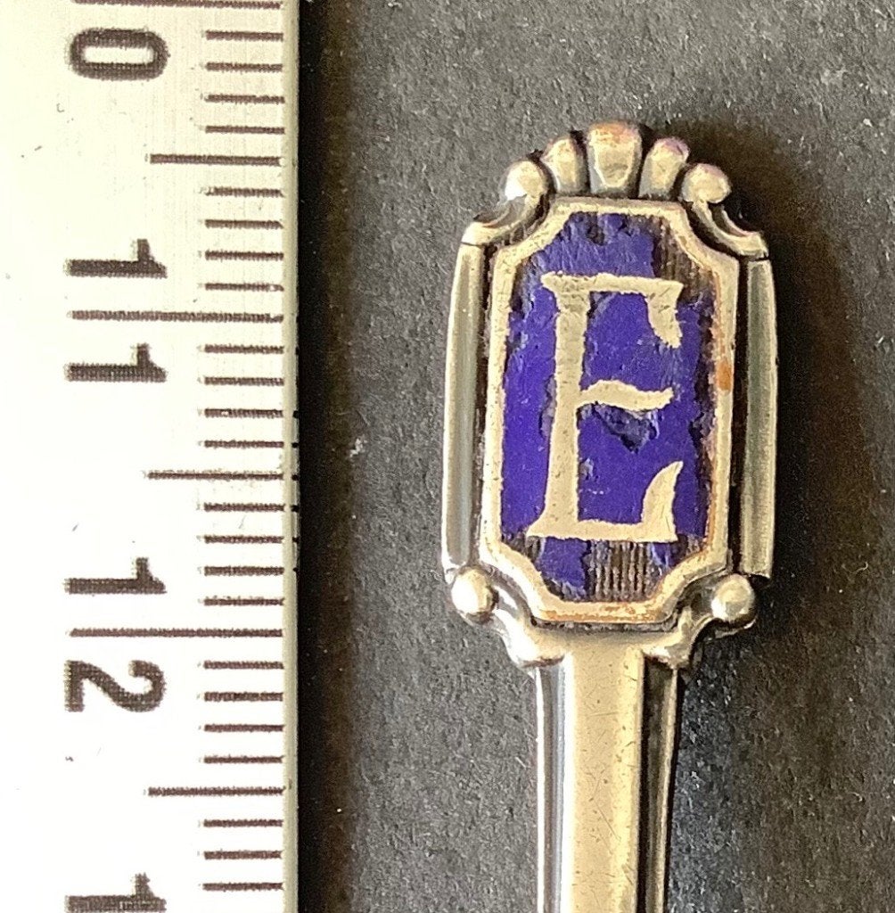 lepel, Letter E, emaille heeft lichte beschadiging (LE, Ophalen of Verzenden, Gebruikt
