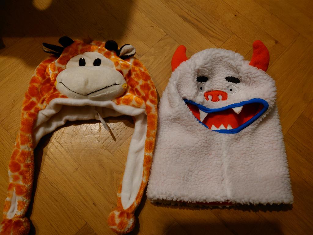 2 grappig kinder muts (3,50/4,-), Ophalen of Verzenden, Jongen of Meisje, Muts