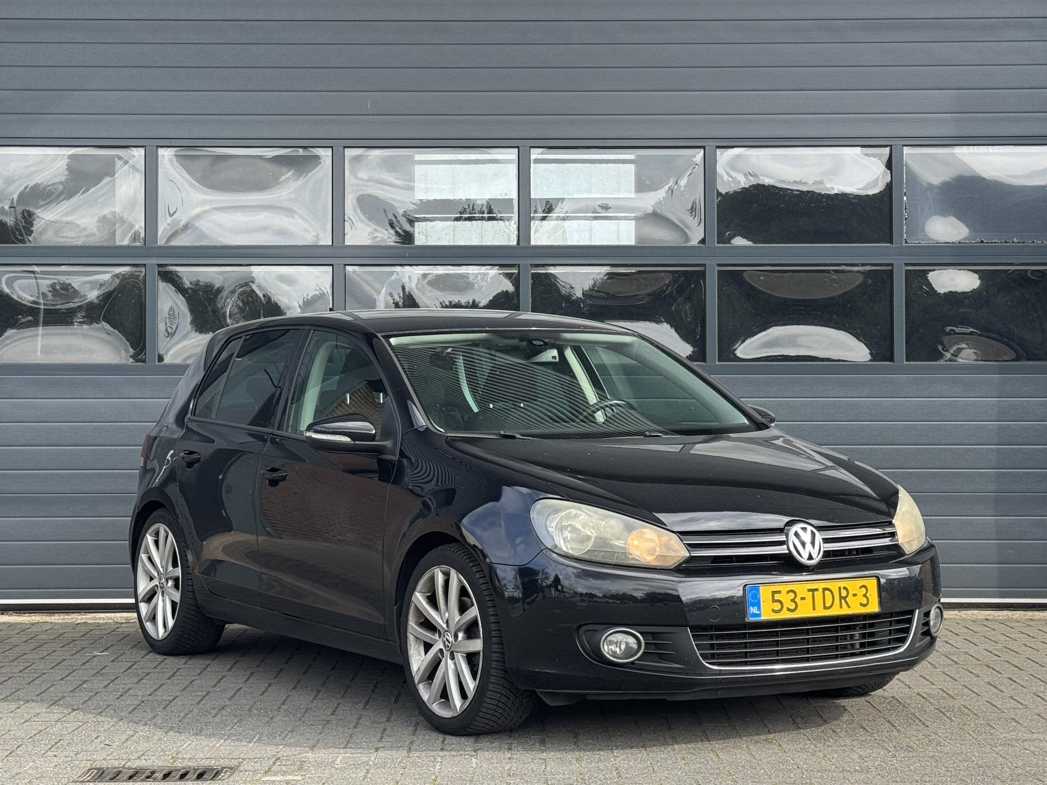 VOLKSWAGEN GOLF 1.4 TSI HIGHLINE I MEENEEMPRIJS I APK TOT 12, Auto's, Euro 5, Gebruikt, Zwart, 4 cilinders