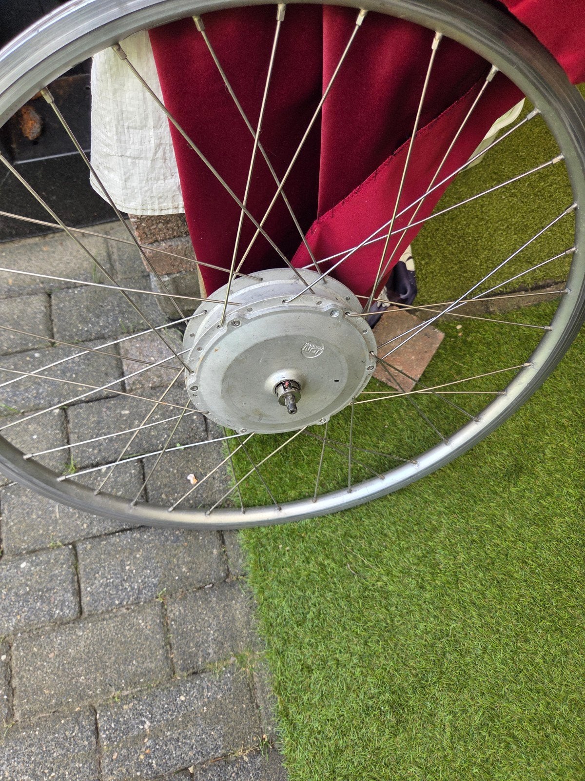Sparta Ion voorwiel met motor, Sparta, Gebruikt, Aluminium, Ophalen