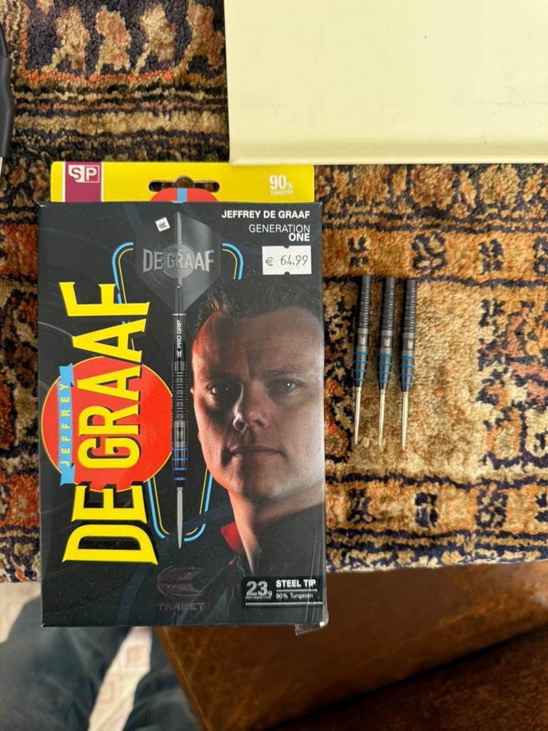 4 setjes darts te koop, Ophalen of Verzenden