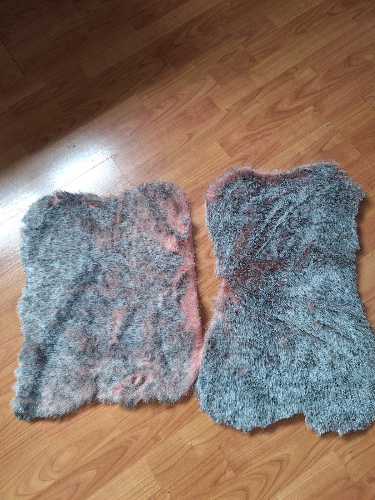 2 Nep Bontjes Roze/Grijs - Decoratie of Hobby, Ophalen of Verzenden, Gebruikt