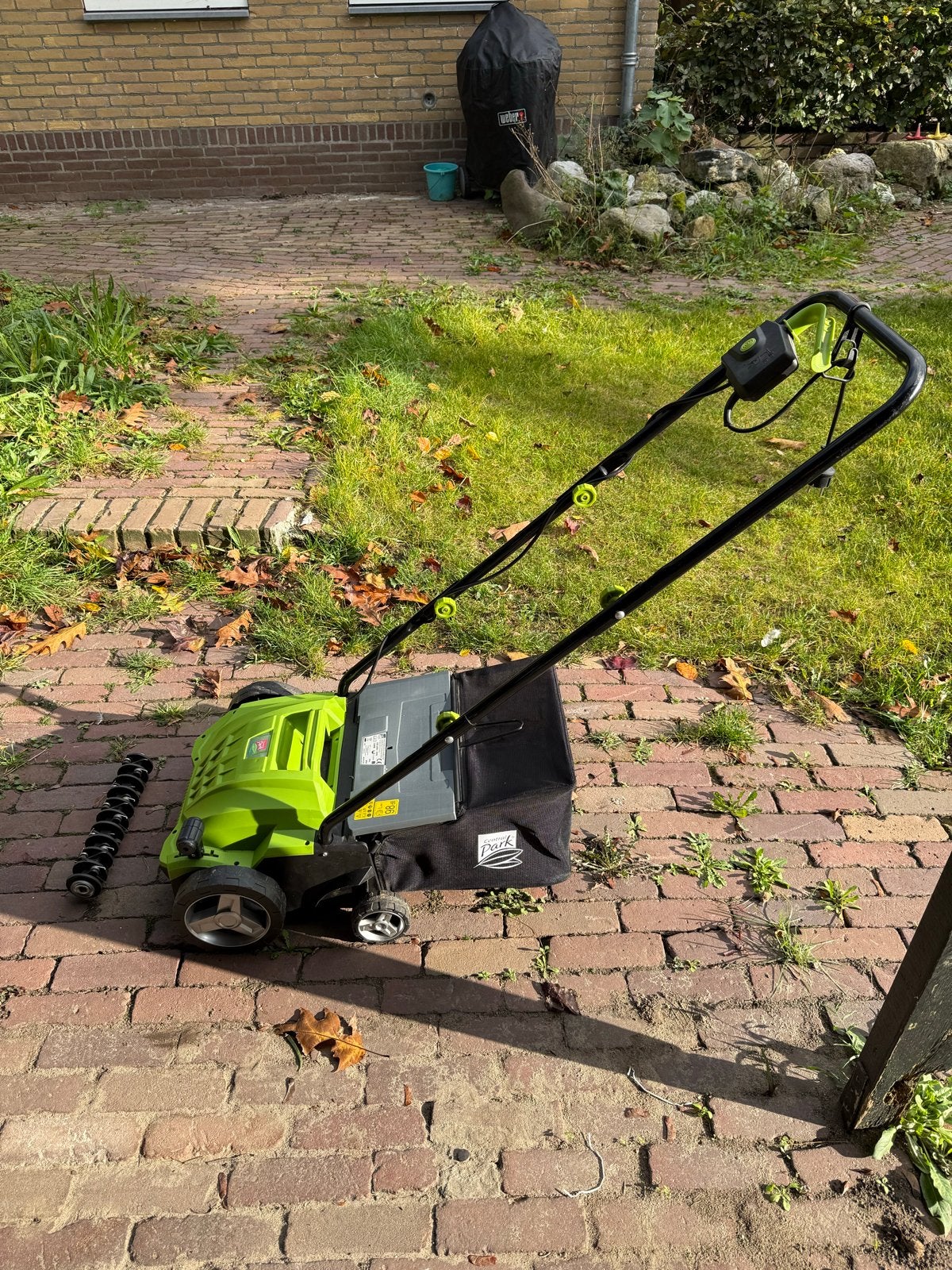 Central Park CPE1532 Verticuteermachine 1500W - Z.G.A.N., Ophalen, Zo goed als nieuw, Elektrisch
