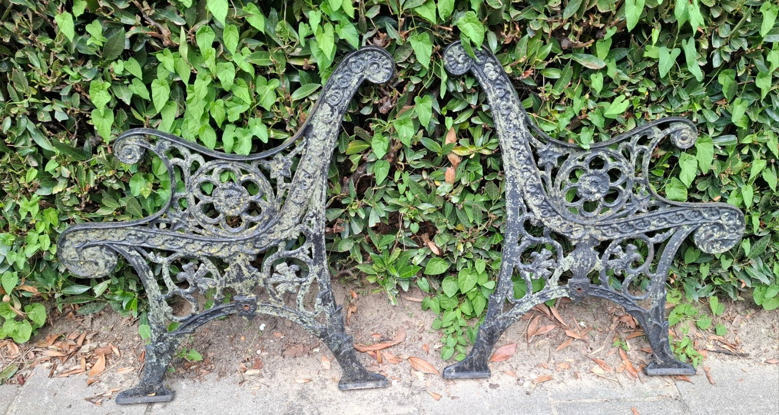 Banksteunen bank zijkanten of stoelzijkanten zwaar gietijzer, Tuin en Terras, Ophalen of Verzenden