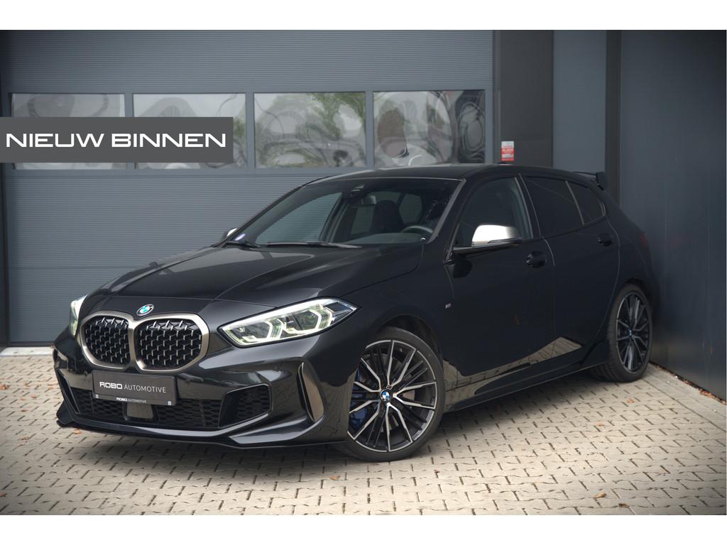 BMW 1-serie M135i xDrive High Executive Edition | M Performa, Auto's, BMW, 1998 cc, Gebruikt, 4 cilinders, Leder en Stof