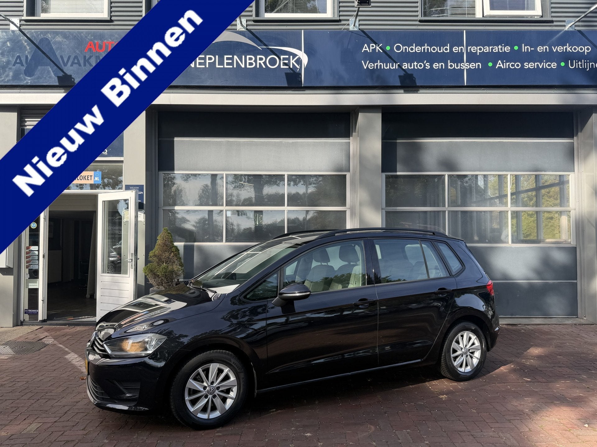Volkswagen Golf Sportsvan 1.2 TSI Comfortline Bj 2014 Km 153, Auto's, Dealer onderhouden, Stof, 4 cilinders, Zwart