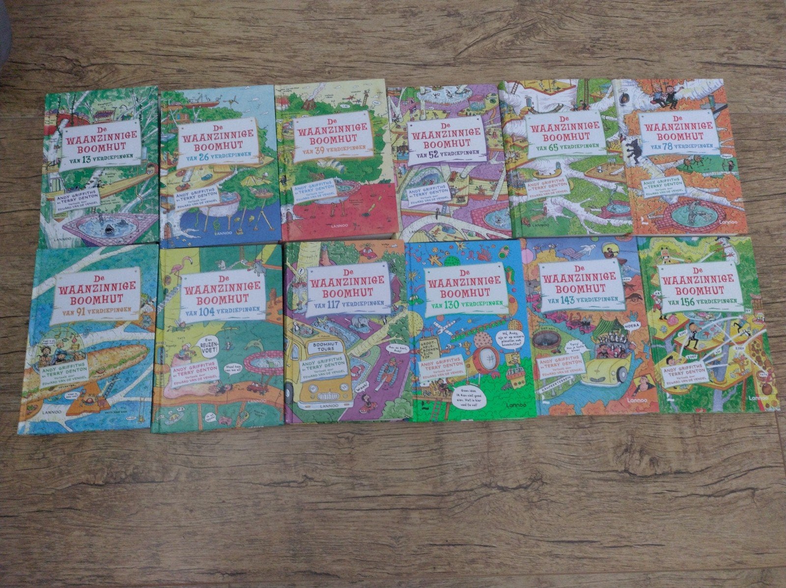 12 waanzinnig boomhut boeken, Gelezen, Fictie algemeen, Andy Griffiths en Terry Denton, Ophalen of Verzenden