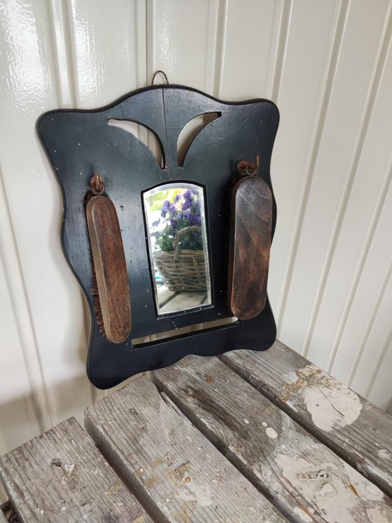 Vintage Sierlijk plankje met kledingborstels en spiegeltje, Antiek en Kunst, Ophalen of Verzenden