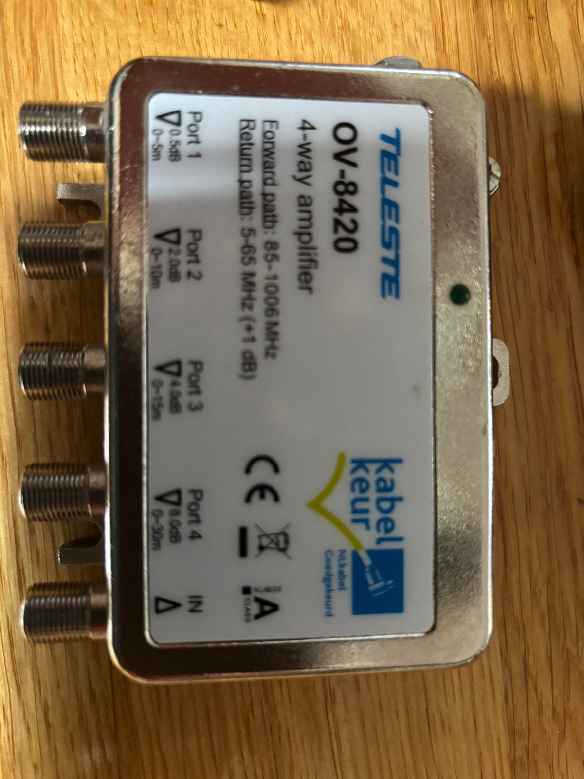 Antenne versterker, Ophalen of Verzenden, Zo goed als nieuw