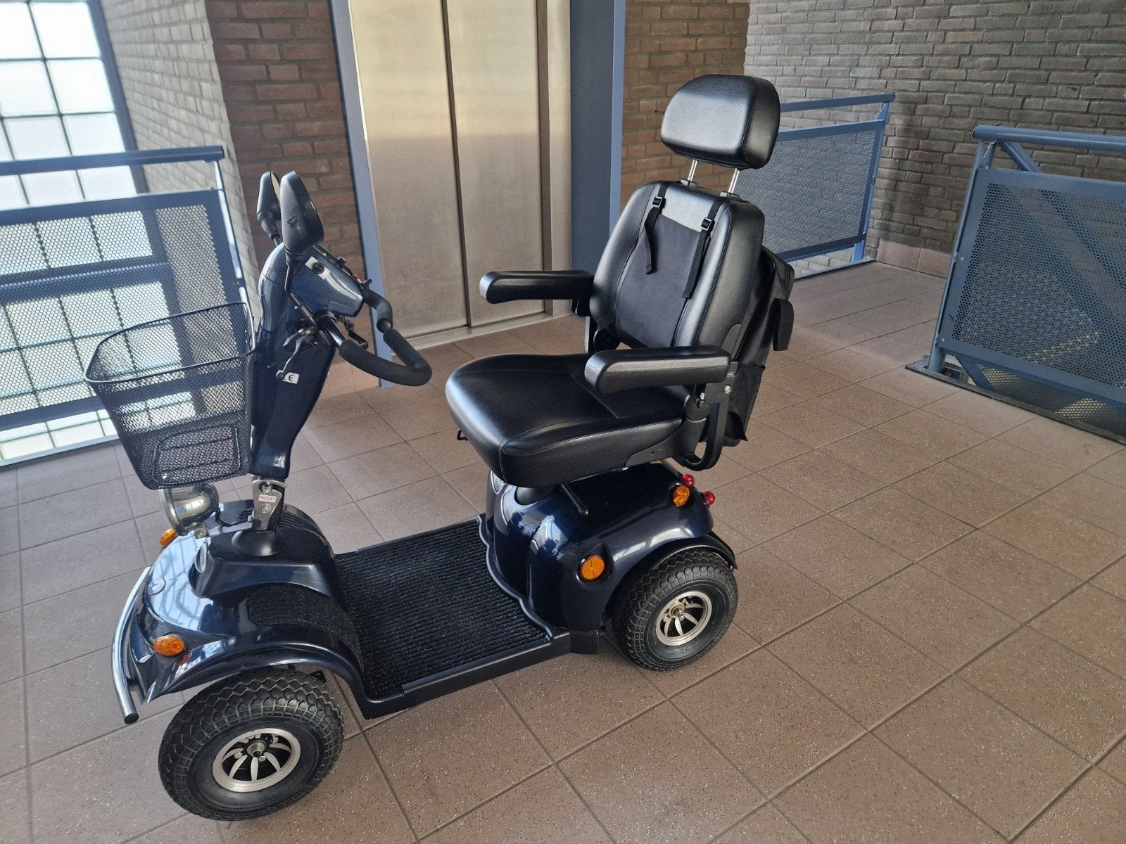 Mango Tiger 4 scootmobiel – nette staat - incl. lader, Ophalen of Verzenden, Zo goed als nieuw, Mango, 16 km/u of meer