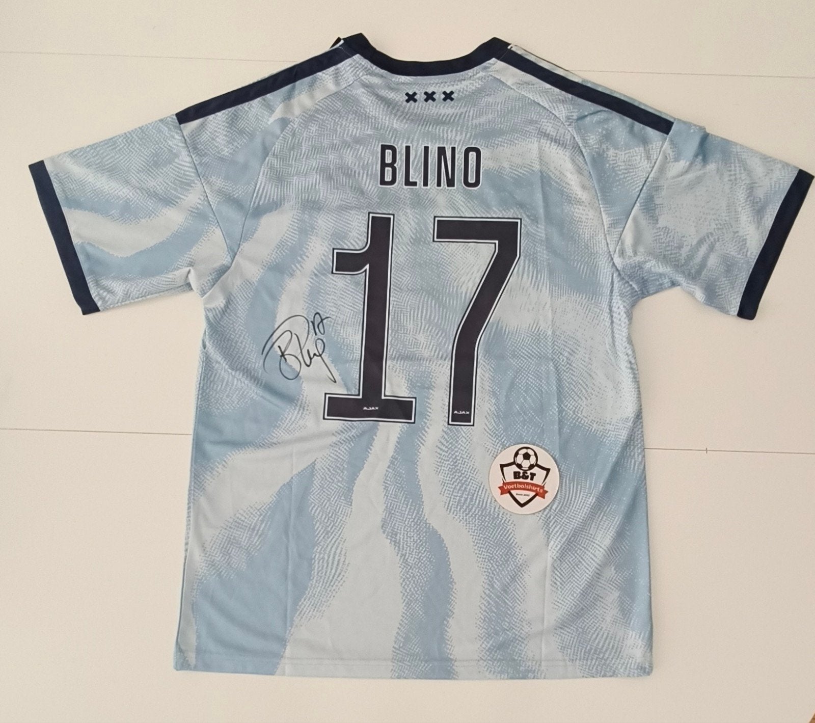 Gesigneerd Ajax uitshirt 2022/2023 - Blino #17, Shirt, Verzenden, ., Zo goed als nieuw