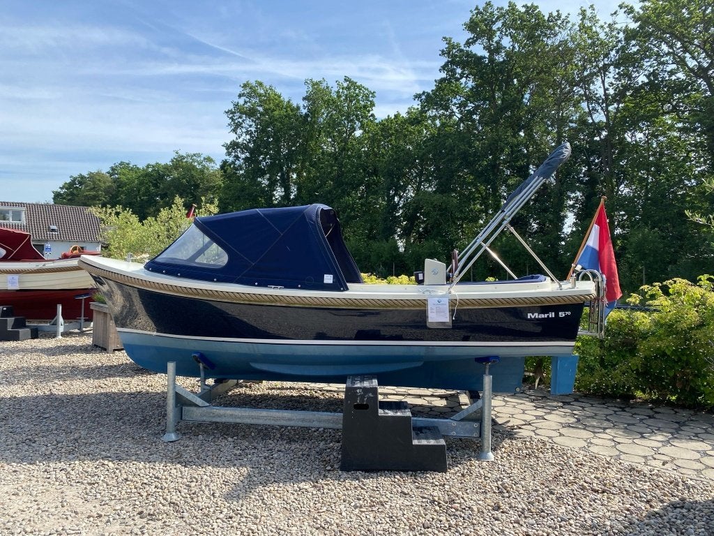 Mooie Maril 570 (2012) met 16pk Vetus diesel en bimini, Ophalen, 16 pk, Gebruikt, Maril