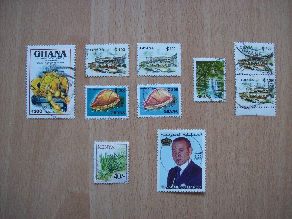 10 postzegels - AFRIKA - 8x Ghana 1x Marokko 1x Kenia Kenya, Postzegels en Munten, Ophalen of Verzenden, Overige landen, Gestempeld