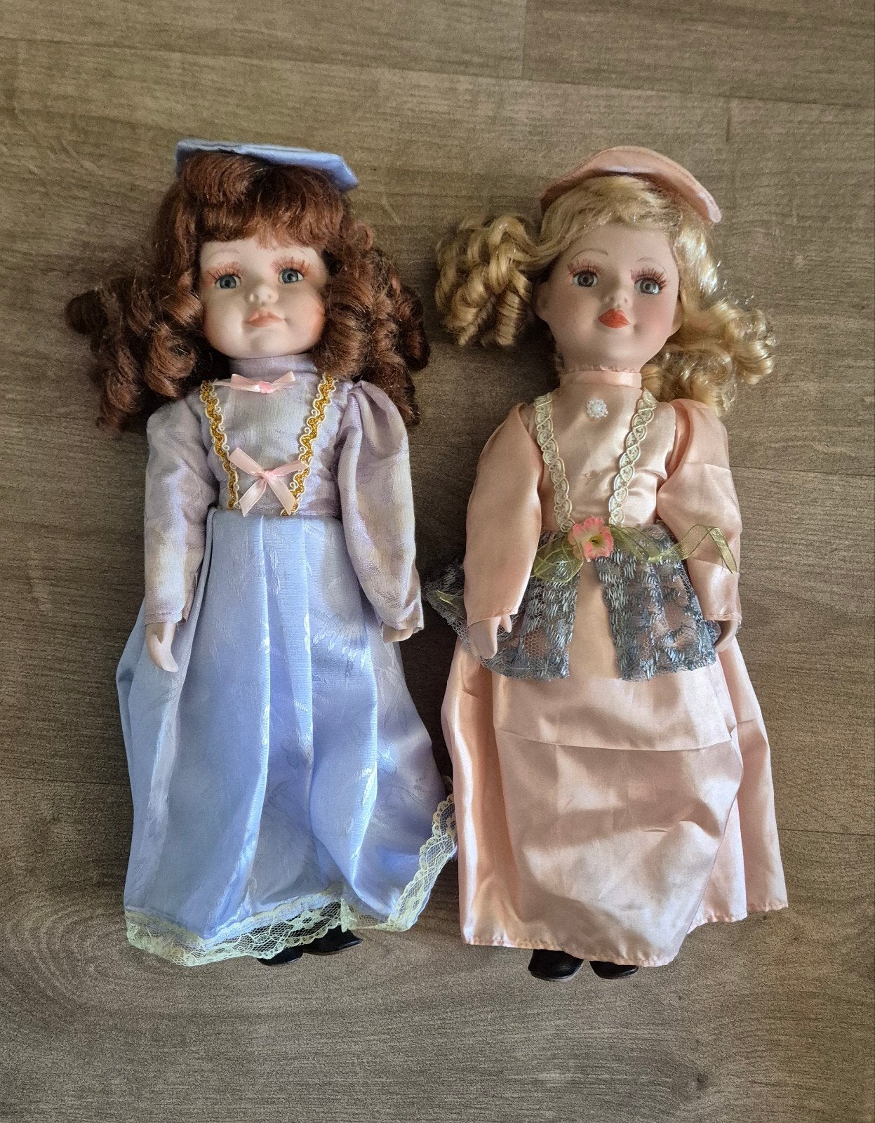 Set van 2 Porseleinen Poppen - 40 cm hoog, Ophalen, Zo goed als nieuw, Pop