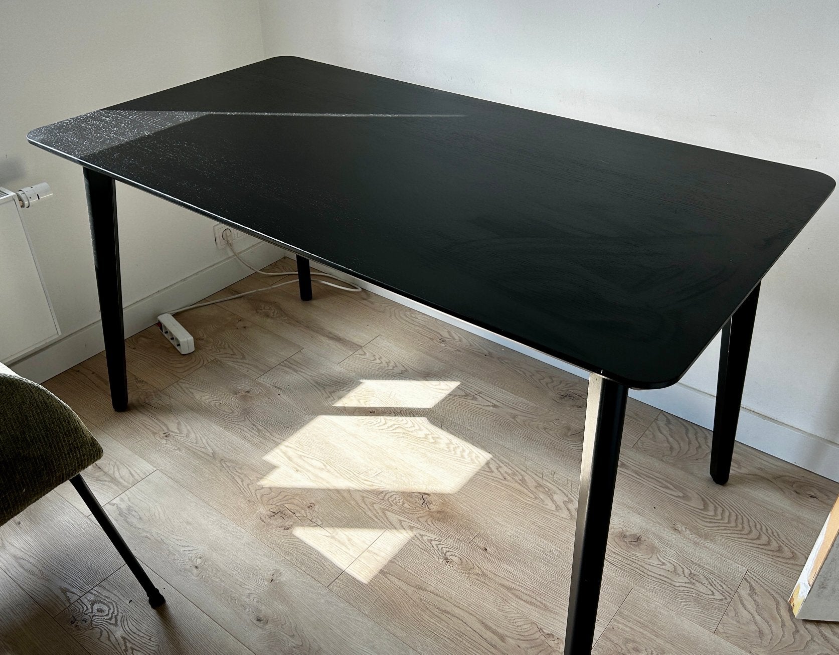 IKEA LISABO Eettafel/Bureau Zwart, Huis en Inrichting, Ophalen, 100 tot 150 cm, 50 tot 100 cm, Zo goed als nieuw