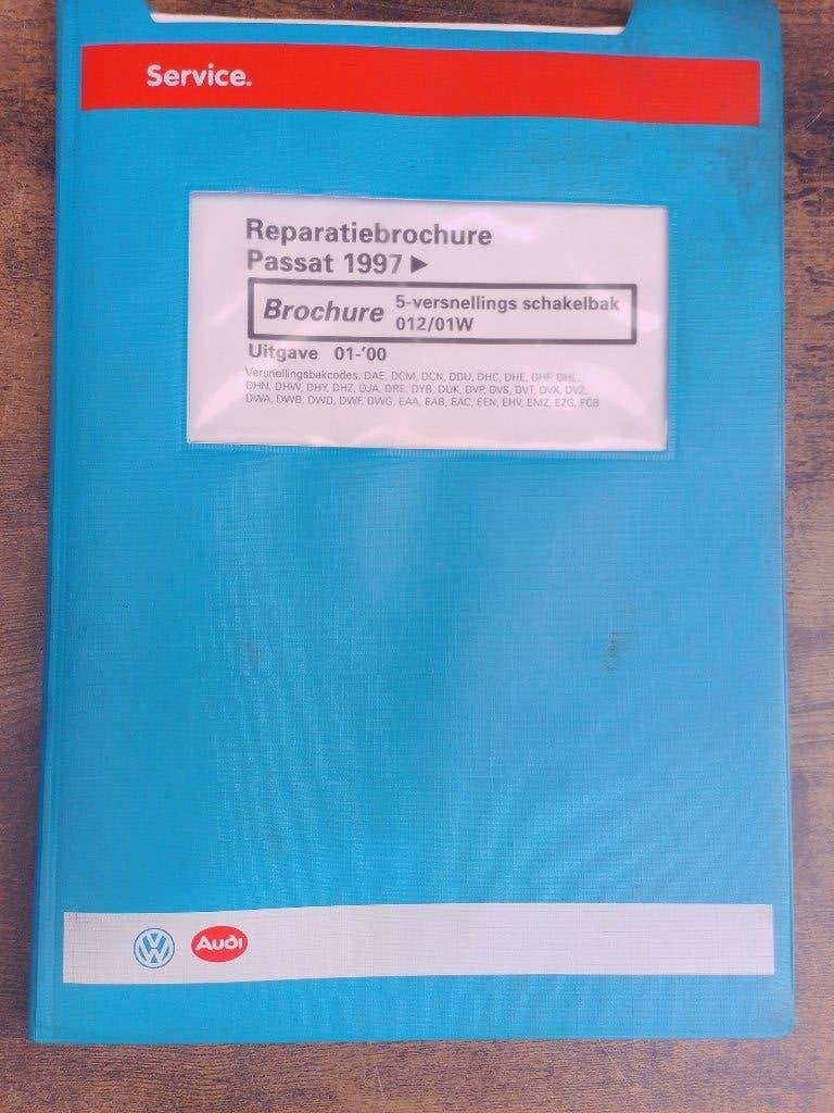 Vw Passat B5 dealer werkplaatsboek  versnellingsbak 012/01W, Ophalen of Verzenden, Gelezen, Volkswagen