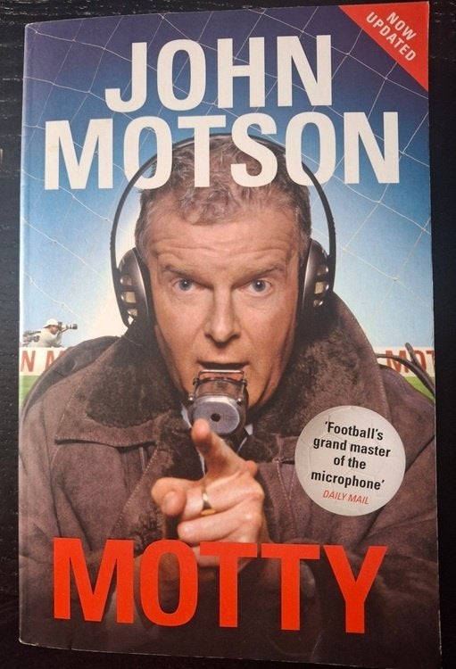 Boek John Motson, Ophalen of Verzenden, Gelezen, Balsport