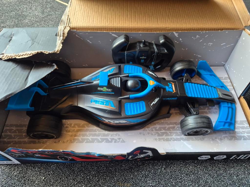 Bestuurbare RC auto 1:10 met afstandsbediening, Elektro, Ophalen of Verzenden, Zo goed als nieuw, Schaal 1:10