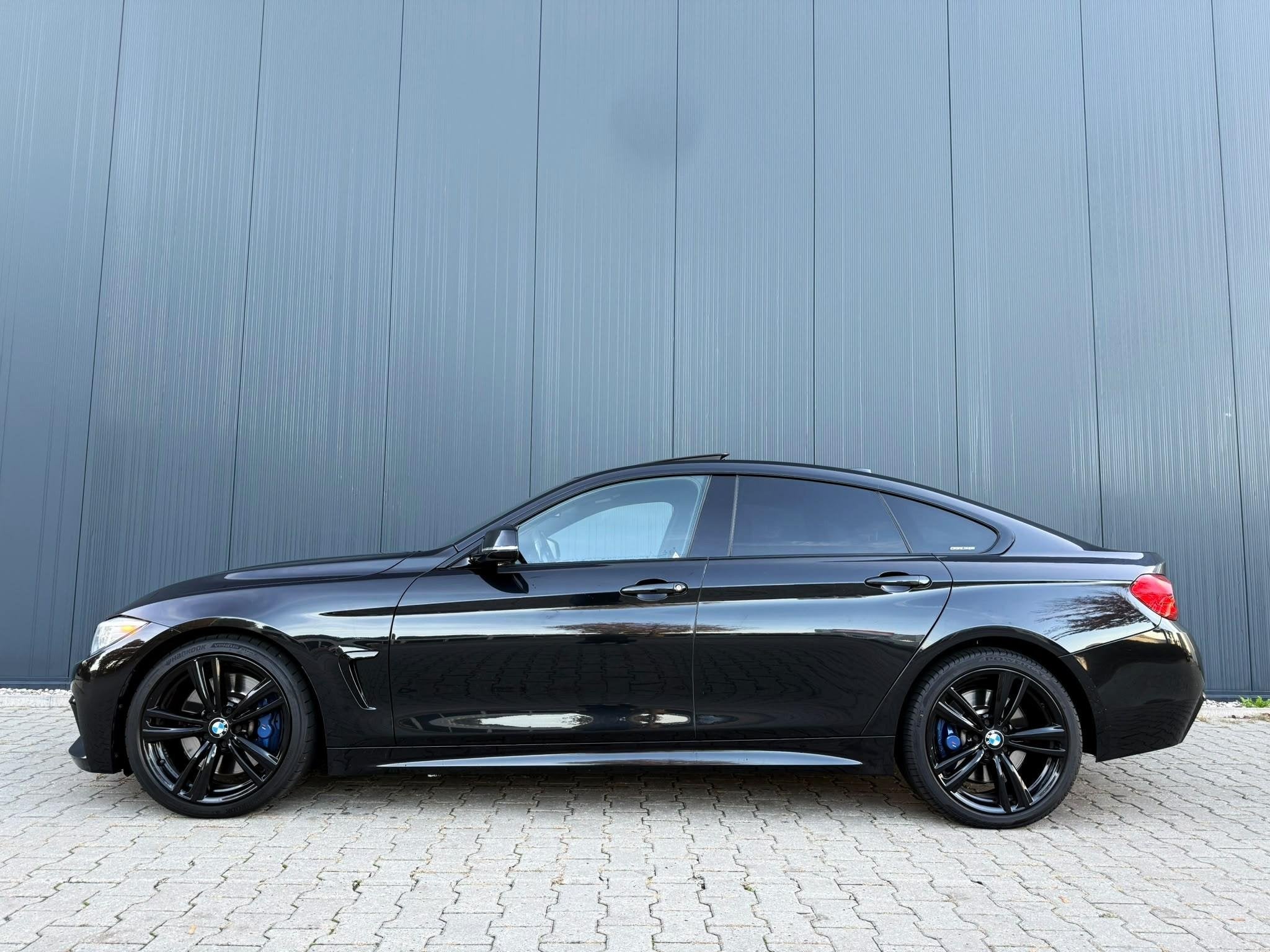 BMW 4-serie Gran Coupé 435i M-sport / pano / memory / HUD /, Auto's, Achterwielaandrijving, Gebruikt, Zwart, Leder