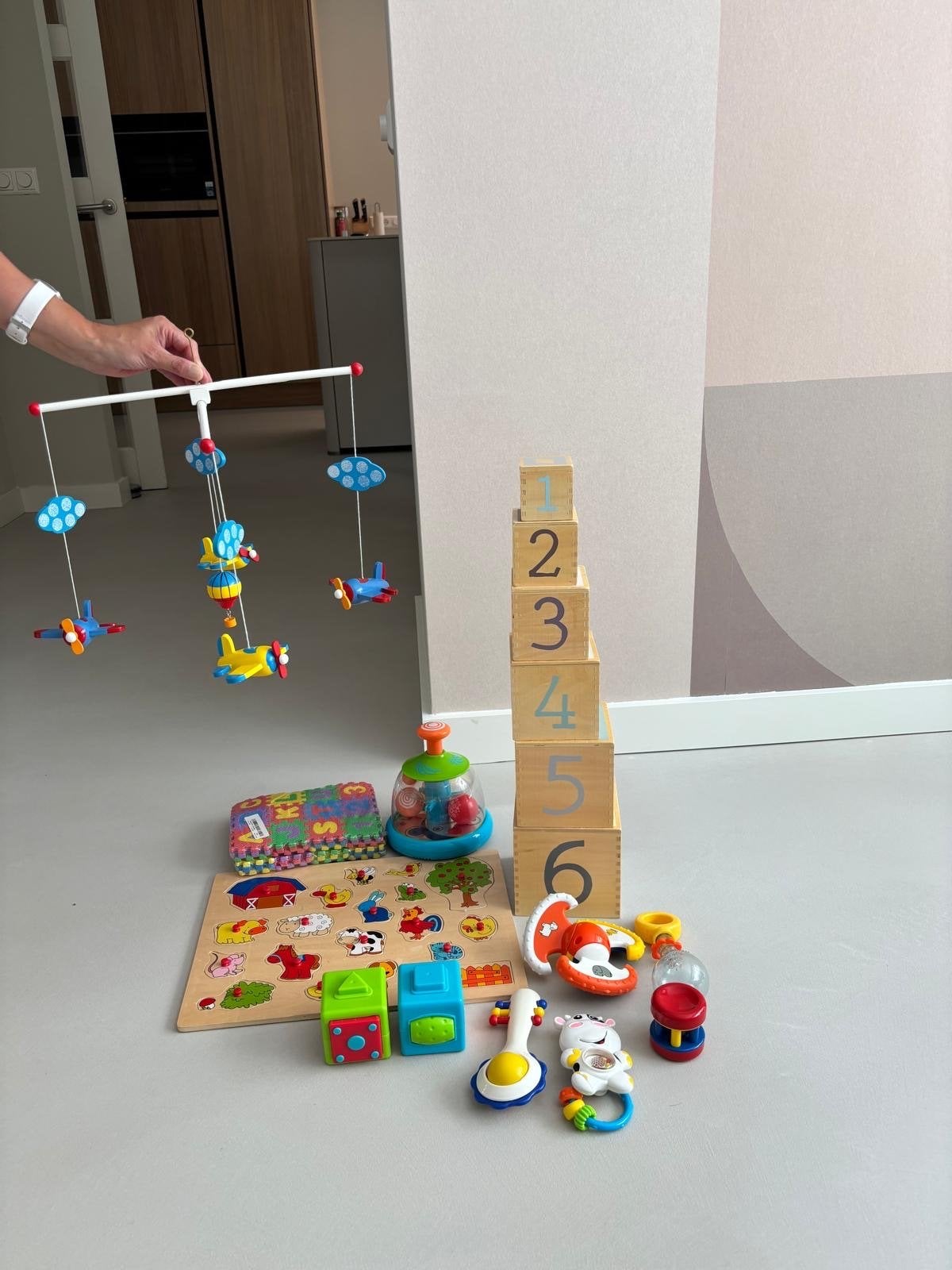 Grote set baby- en kinderspeelgoed, Ophalen, Gebruikt, Mobiel