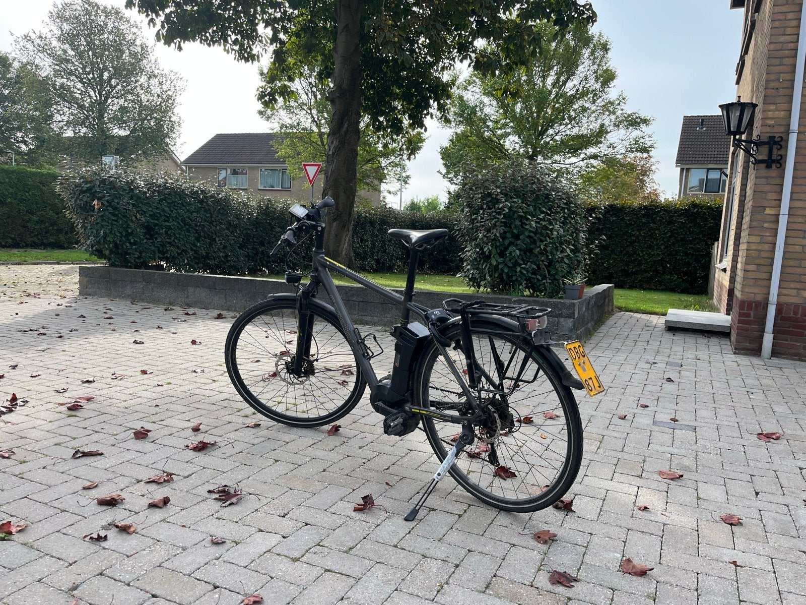 Gazelle E-bike met defecte trapondersteuning, 2 accu's