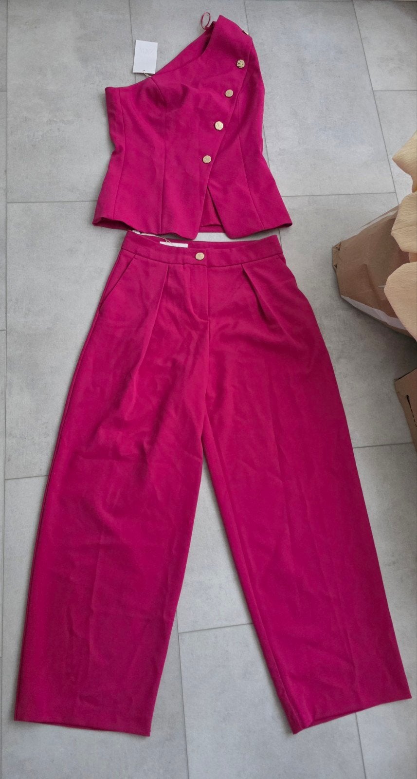 Zara Suit: Gilet S & Broek XS - Nieuw met prijskaartjes, Ophalen of Verzenden, Nieuw, Maat 36 (S), Lang
