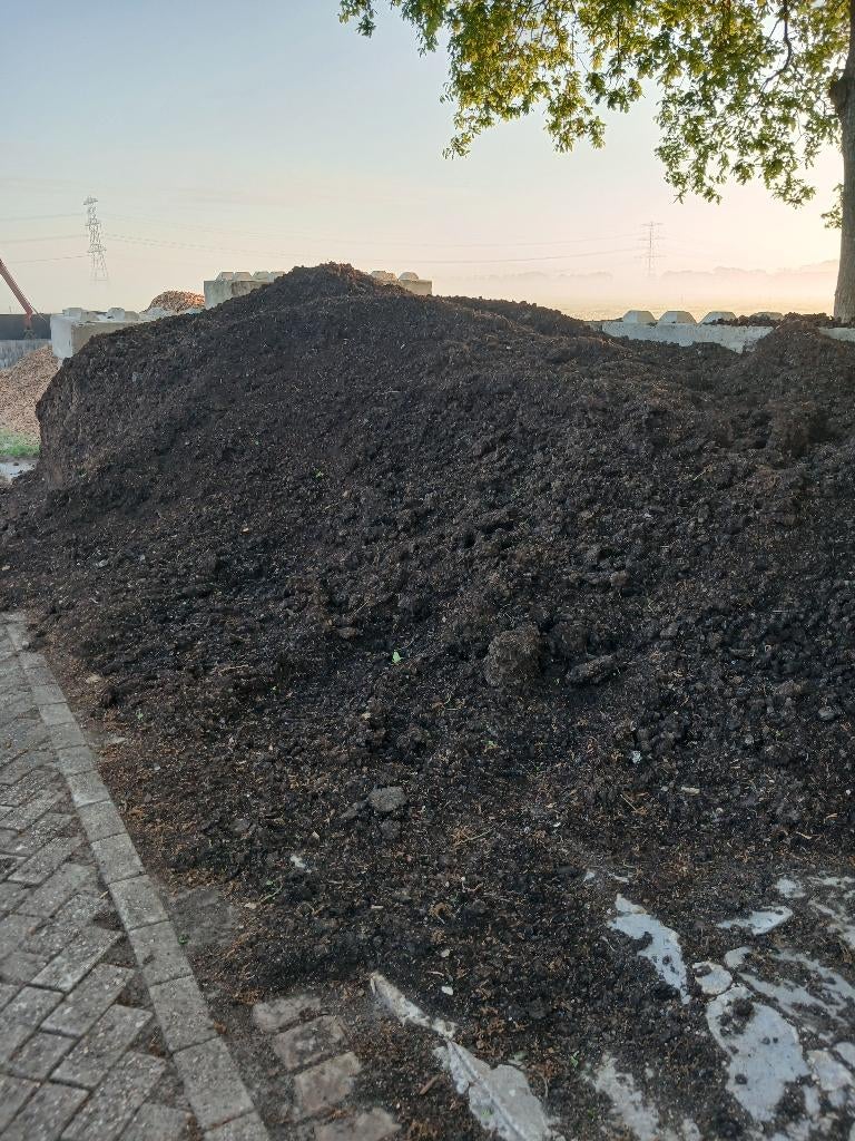 Champost, Tuin en Terras, Aarde en Mest, Ophalen of Verzenden, Tuinaarde