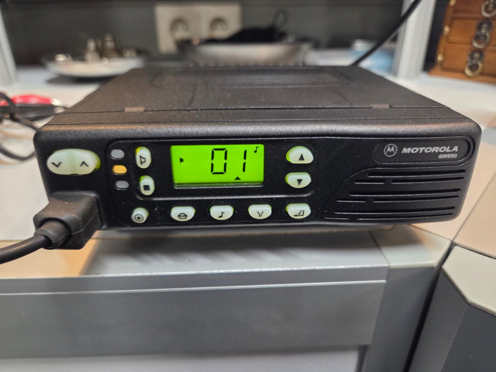 Motorola GM950 VHF 136-174MHz mobilofoon, Telecommunicatie, Ophalen of Verzenden, Zo goed als nieuw, Zender en Ontvanger