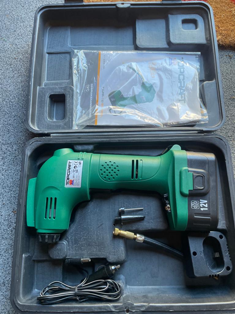 TOPCRAFT 12V Accu Compressor met accessoires, Ophalen of Verzenden, Gebruikt