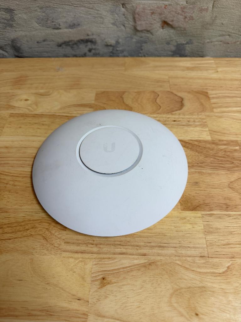 Ubiquiti UniFi UAP-AC-PRO (Model: 6545A-UAPACPRO) – gebruikt, Computers en Software, Accesspoints, Ophalen of Verzenden, Gebruikt
