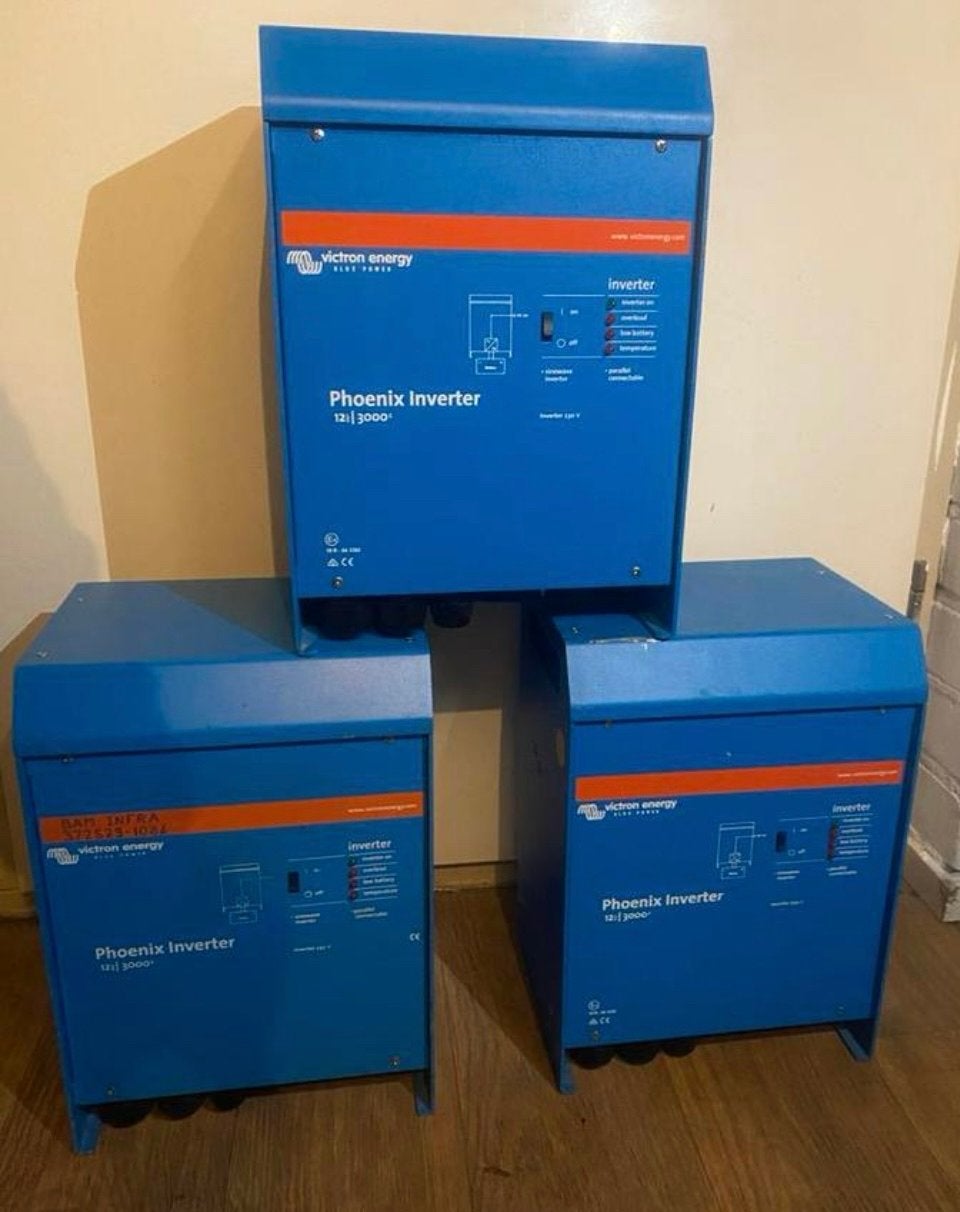 Victron Phoenix omvormer 12V 3000VA, Watersport en Boten, Navigatiemiddelen en Scheepselektronica, Ophalen of Verzenden, Gebruikt