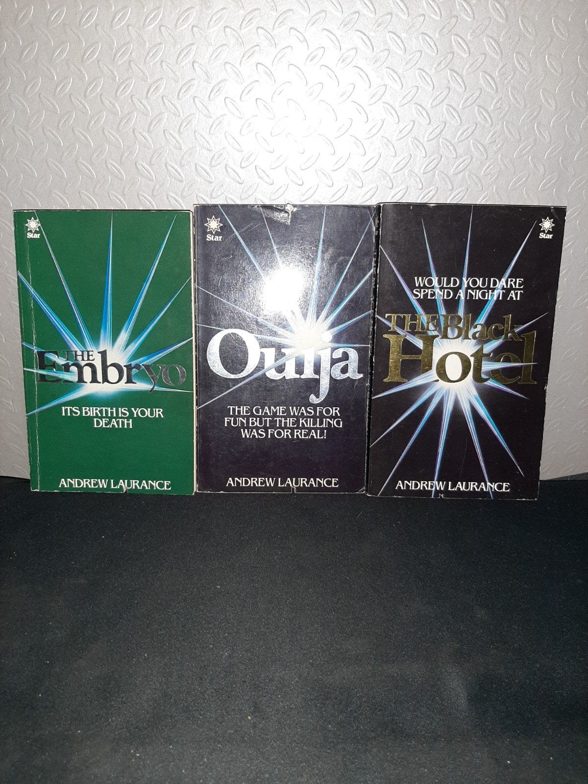 Andrew Laurance - The Embryo, Ouija, The Black Hotel, Ophalen of Verzenden, Gelezen, Andrew Laurance, Nederland