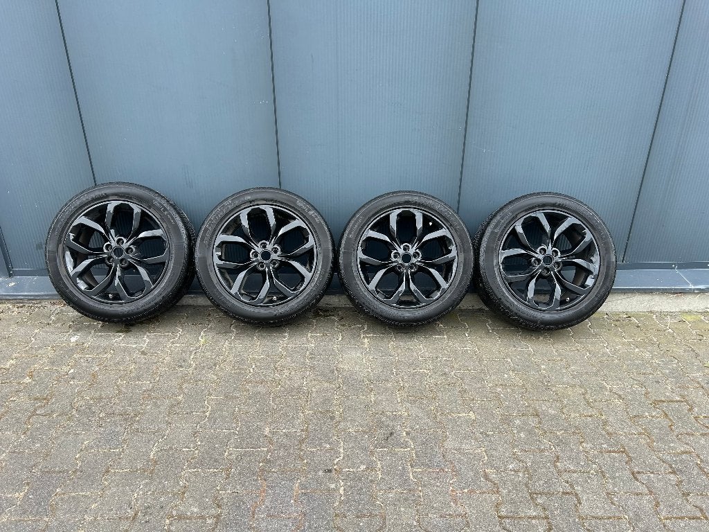 Landrover Discovery Banden met velg, Auto-onderdelen, Banden en Velgen, Gebruikt, 235 mm, Band(en), Personenwagen