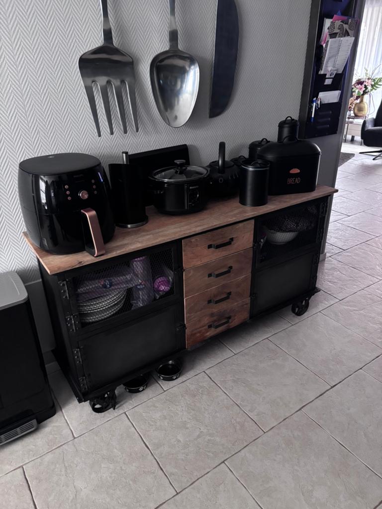 Dressoir industrieel, Ophalen, Zo goed als nieuw
