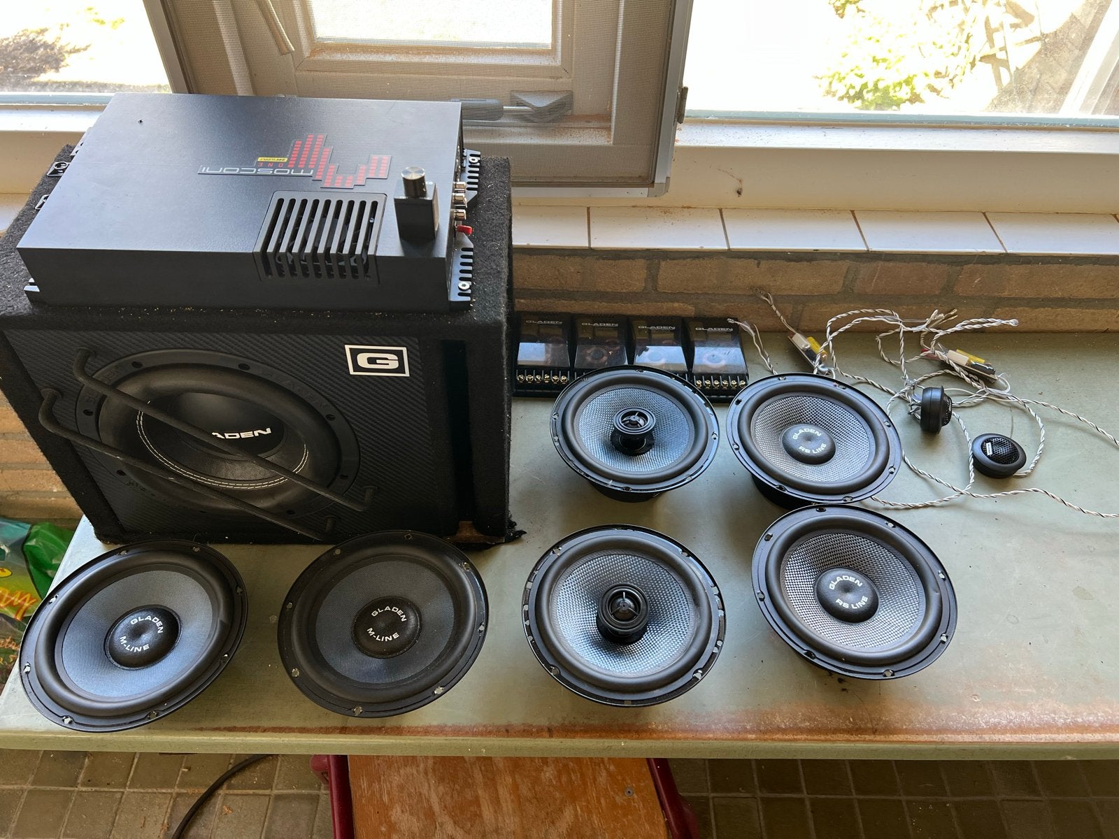 Complete Car Audio Set: Subwoofer, Versterker & Speakers, Ophalen of Verzenden, Gebruikt