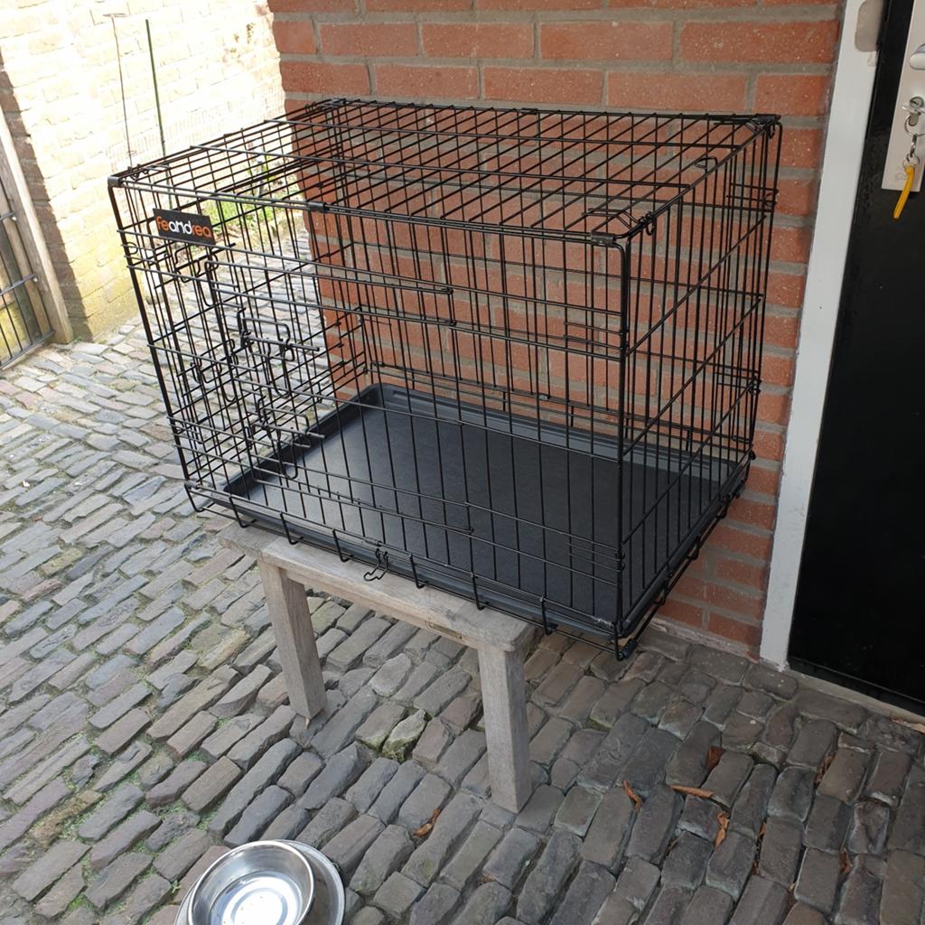 Hondenbenches., Ophalen of Verzenden, Zo goed als nieuw
