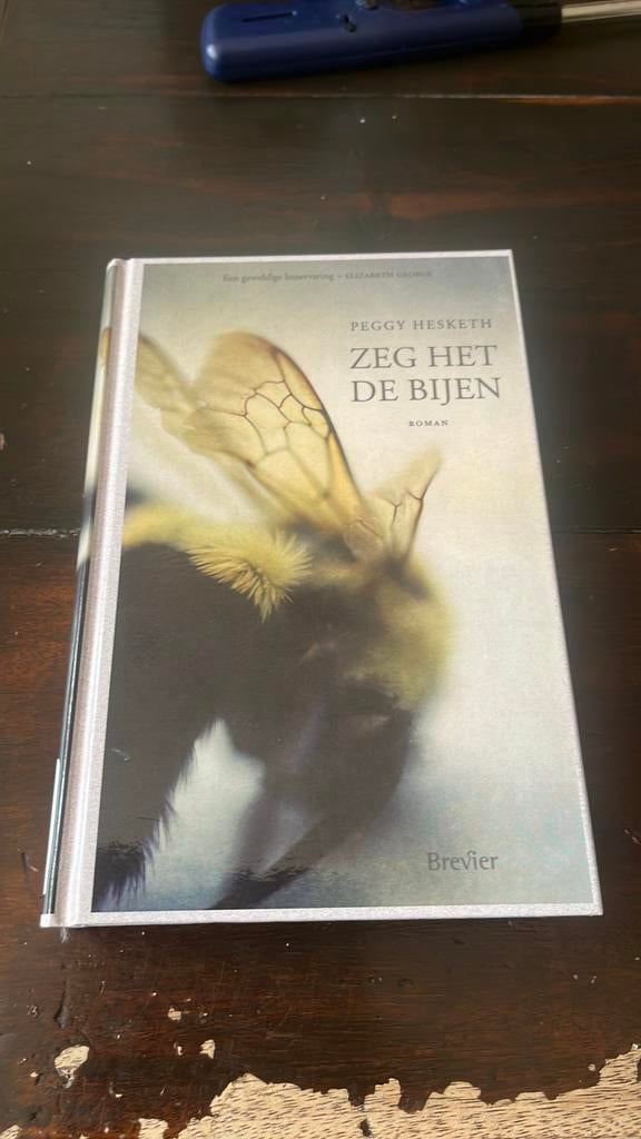 Zeg het de bijen - Peggy Hesketh (Roman), Boeken, Romans, Gelezen, Nederland, Ophalen of Verzenden