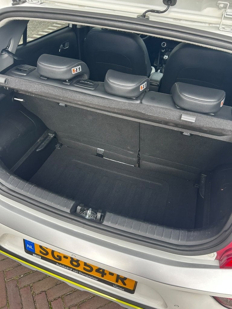 Foto 15 van Kia Picanto 1.0 T-gdi 99 PK 5D 2018 Wit