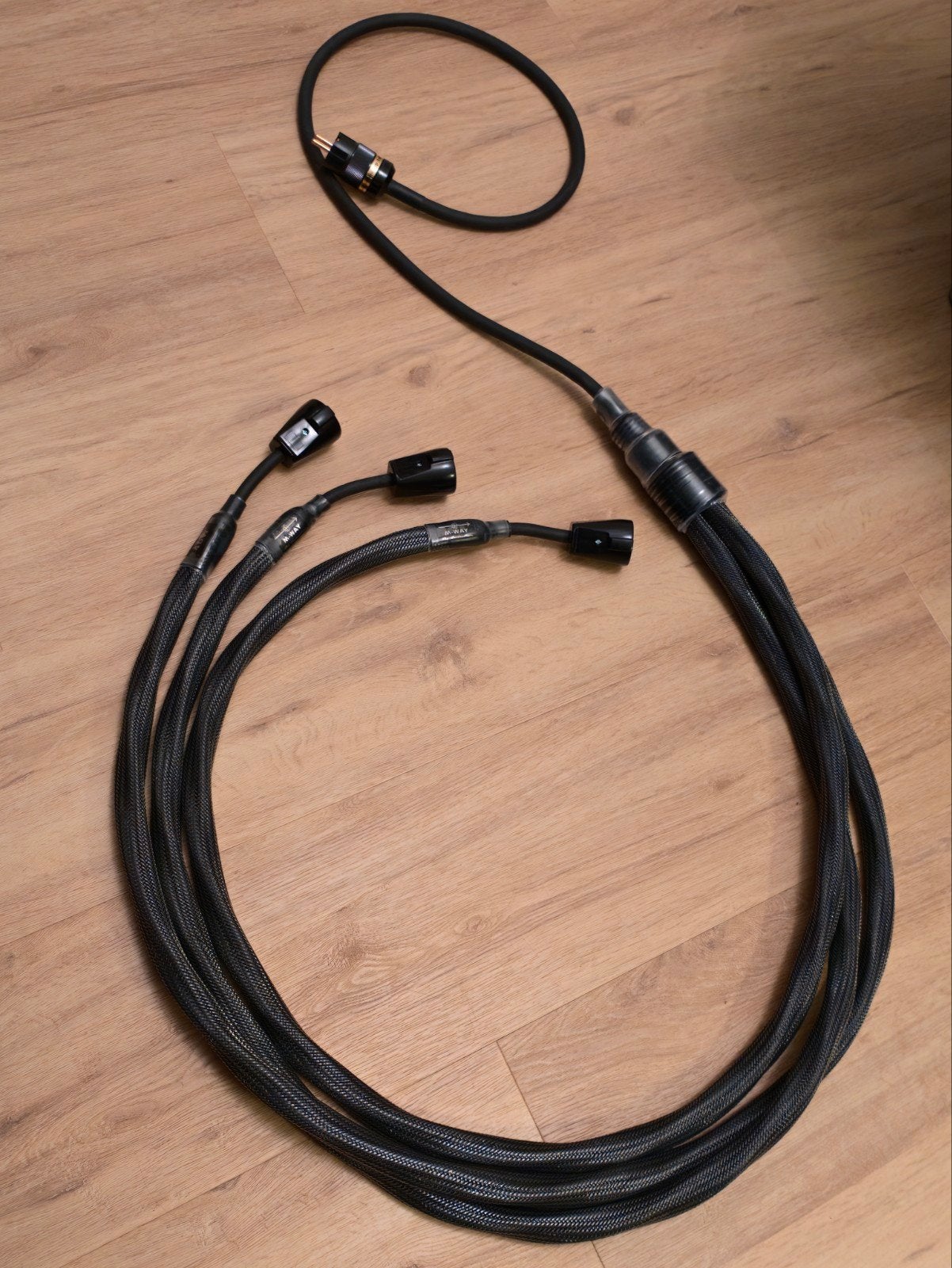 Audiomaat M-Way 4DW Opus Magnum Power, Ophalen of Verzenden, Zo goed als nieuw, 2 tot 5 meter, Overige kabels