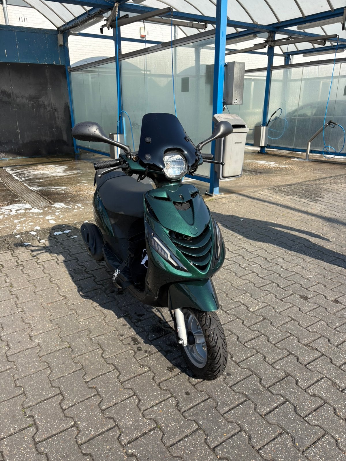 Piaggio zip zeer netjes, Fietsen en Brommers, Ophalen, Zo goed als nieuw, Benzine, Zip
