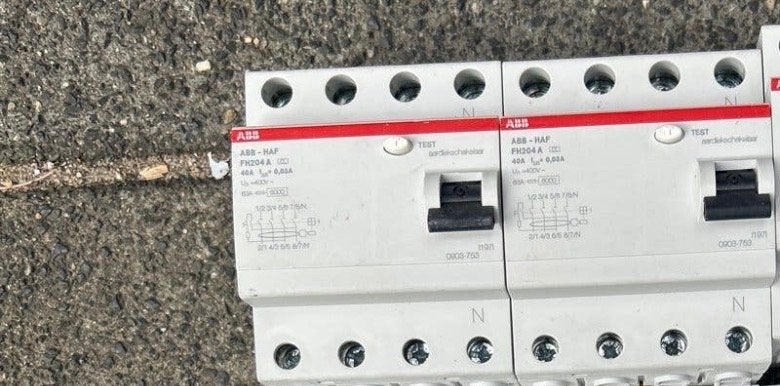 ABB Aardlekschakelaar FH204 A - Zo goed als nieuw, Ophalen of Verzenden, Zo goed als nieuw, ABB, Aardlekschakelaar