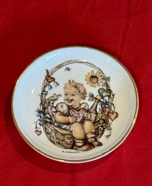 klein schaaltje/bordje Hummel Goebel - spring basket, Ophalen, Overige merken, Overige typen, Zo goed als nieuw