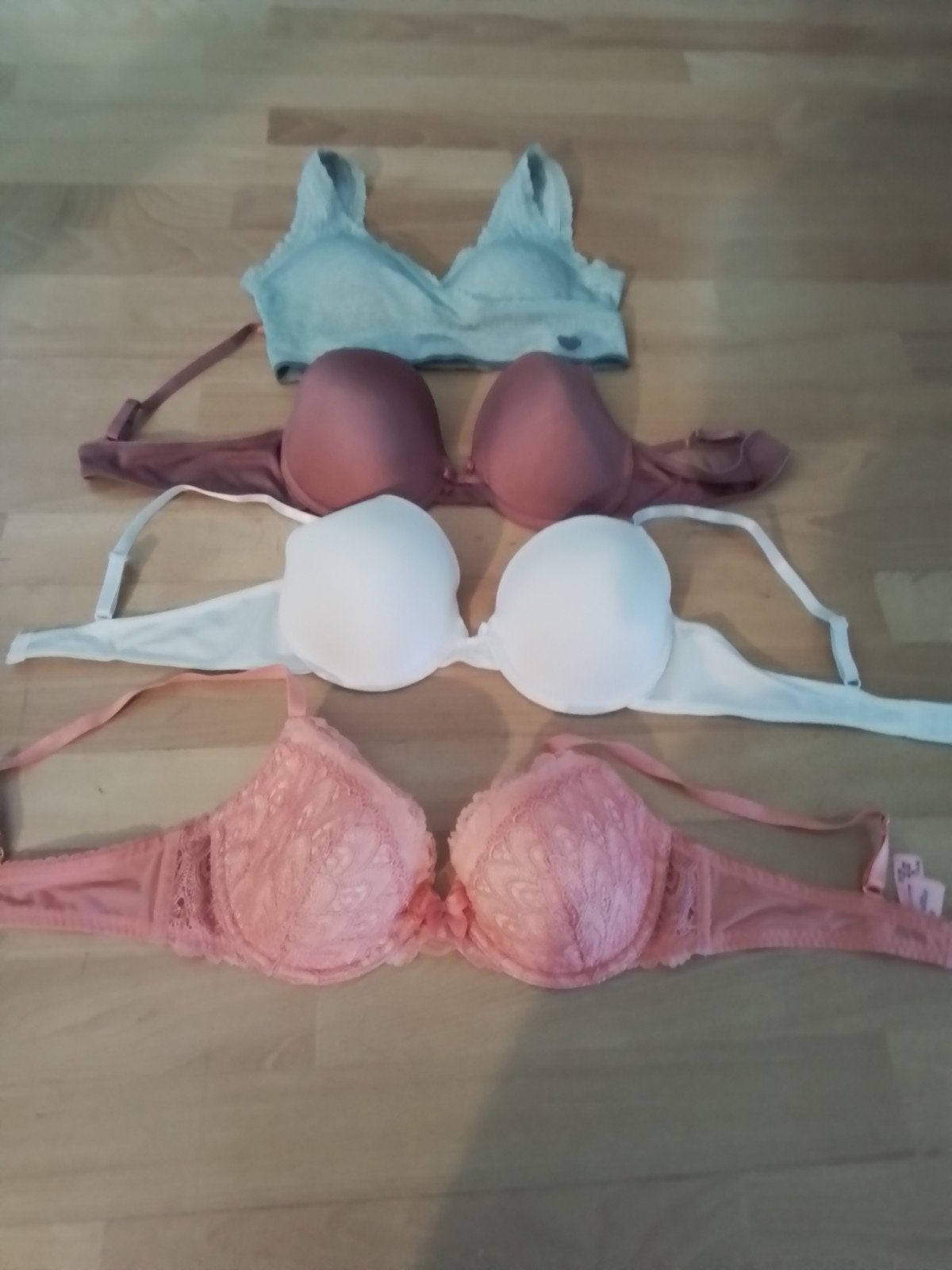 4x Nieuwe Beha's Maat 85B - Diverse Kleuren samen 10 euro, Hunkemöller, Zeeman, Ophalen of Verzenden, Wit, BH